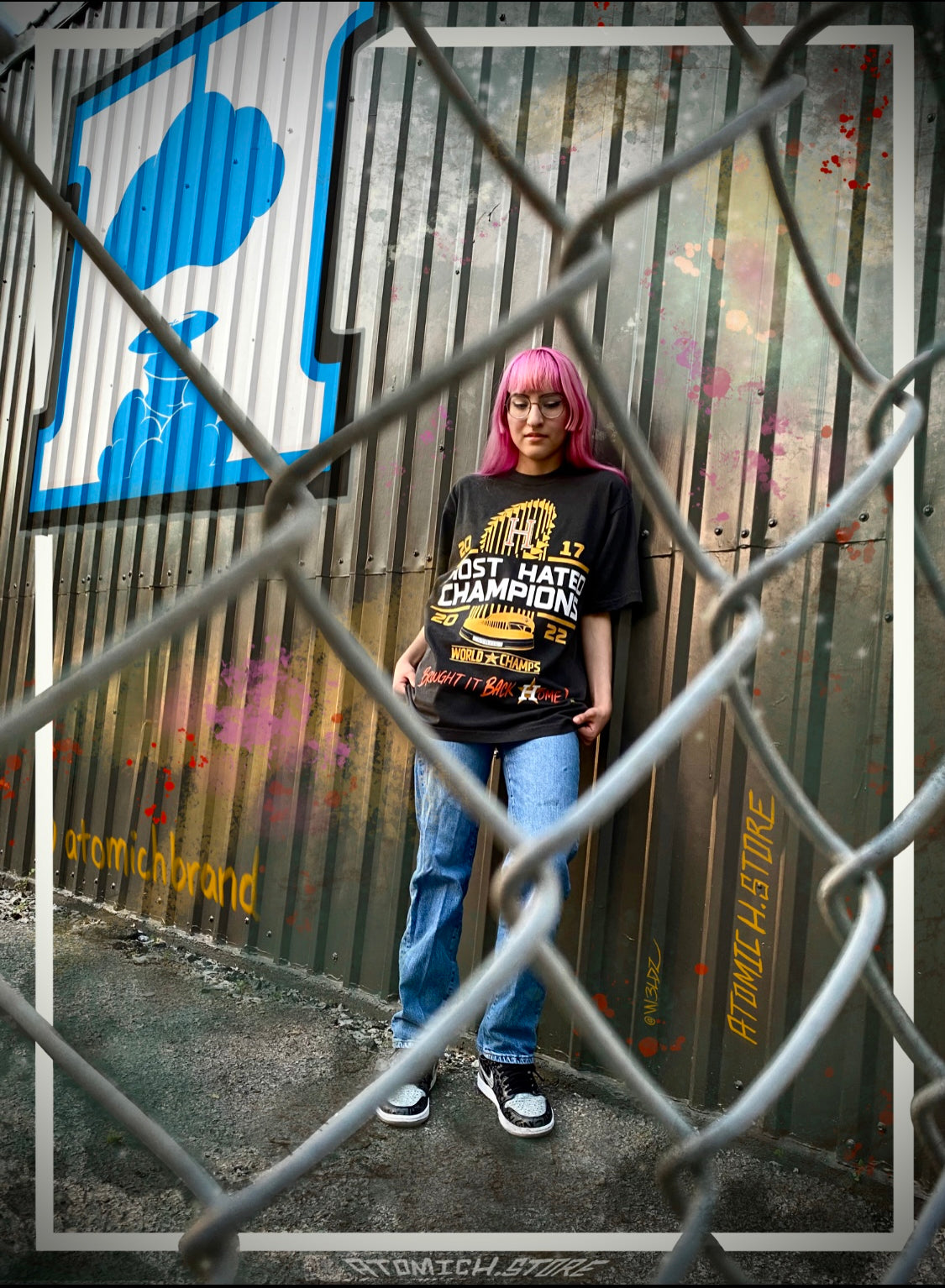 Model 5’-2” | Small Black Garment